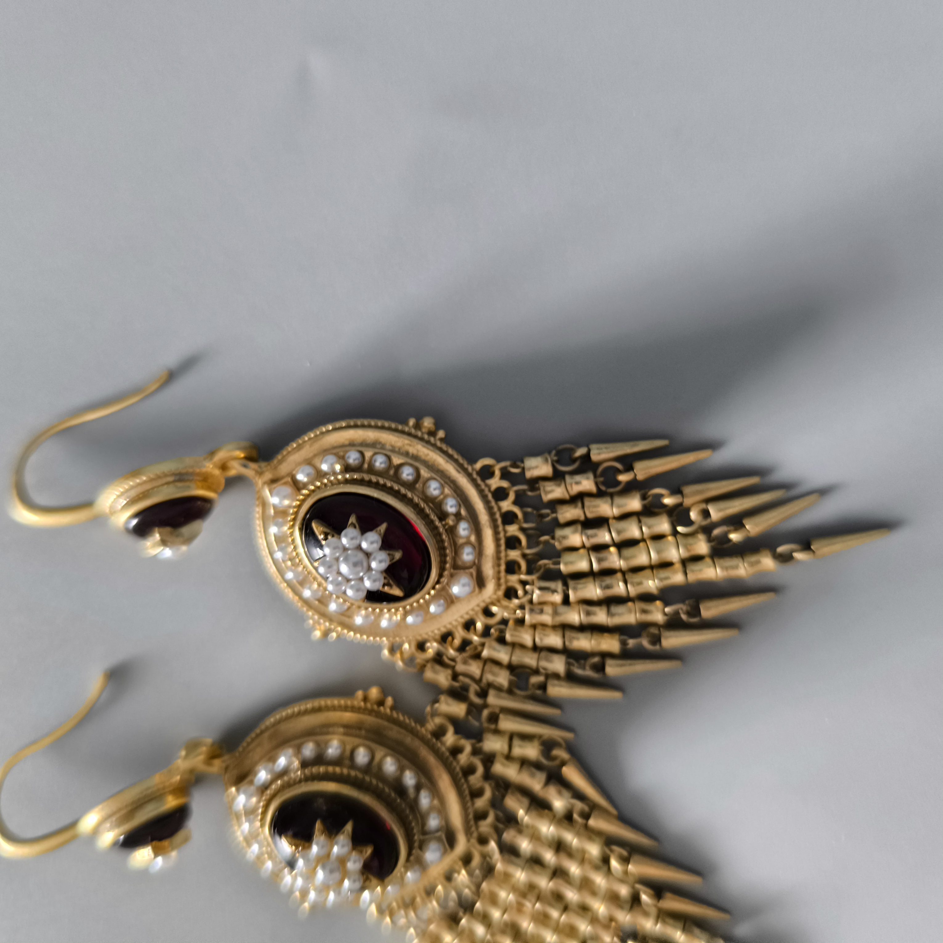 Retro Vintage diamond-set brass earrings 