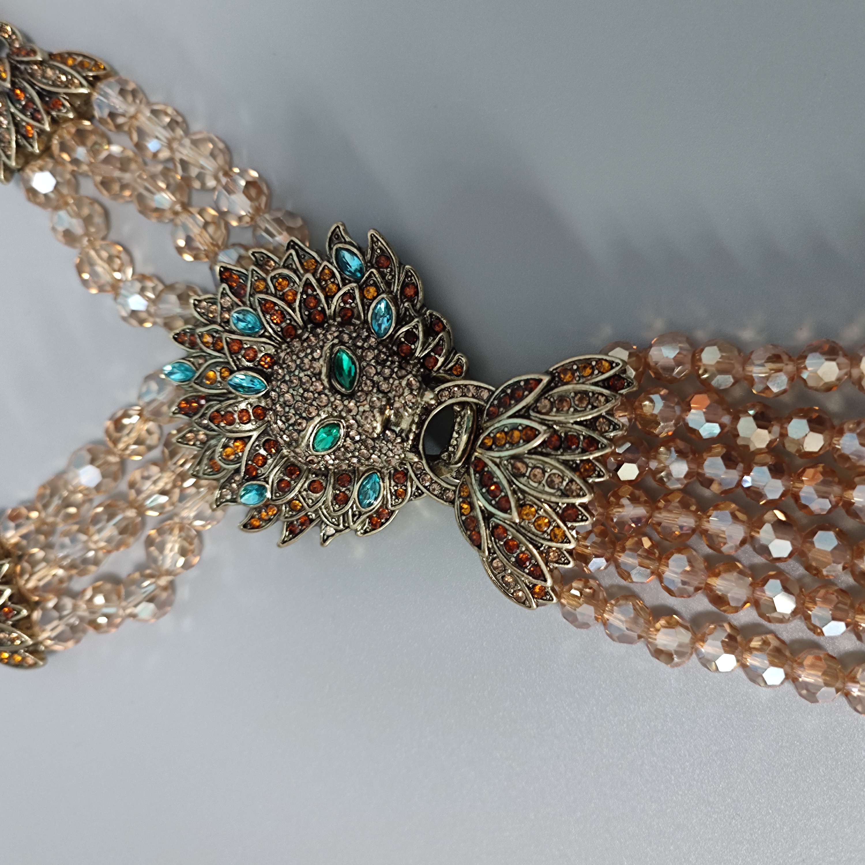 lion head pendant artificial diamond necklace